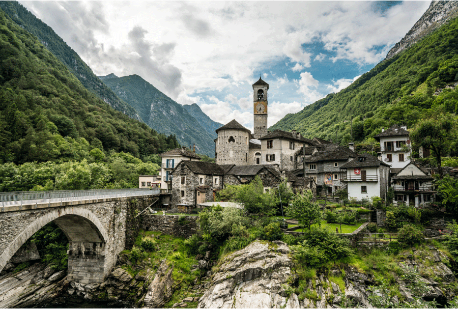 Auf den Spuren von James Bond in den Schweizer Alpen