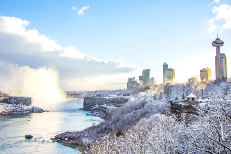 Kanada_Winterstimmung-an-den-Niagara-Fällen